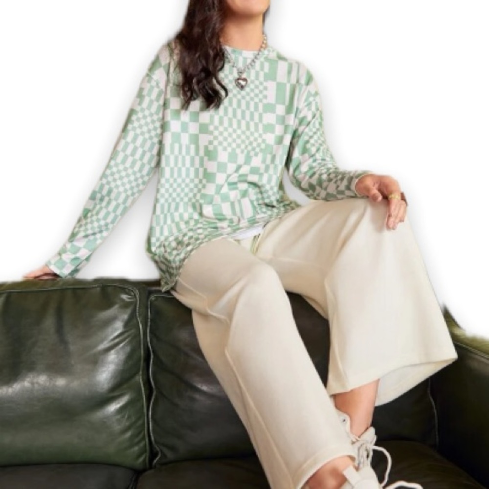 New Green White Super Soft Drop Shoulder Long Sleeve Checkered Plaid Print Tee - Picture 8 of 13